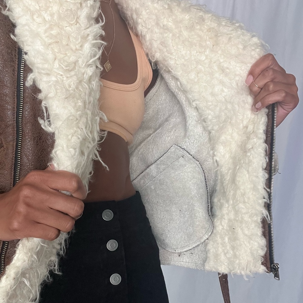 Lightweight Shearling Jacket - image 3